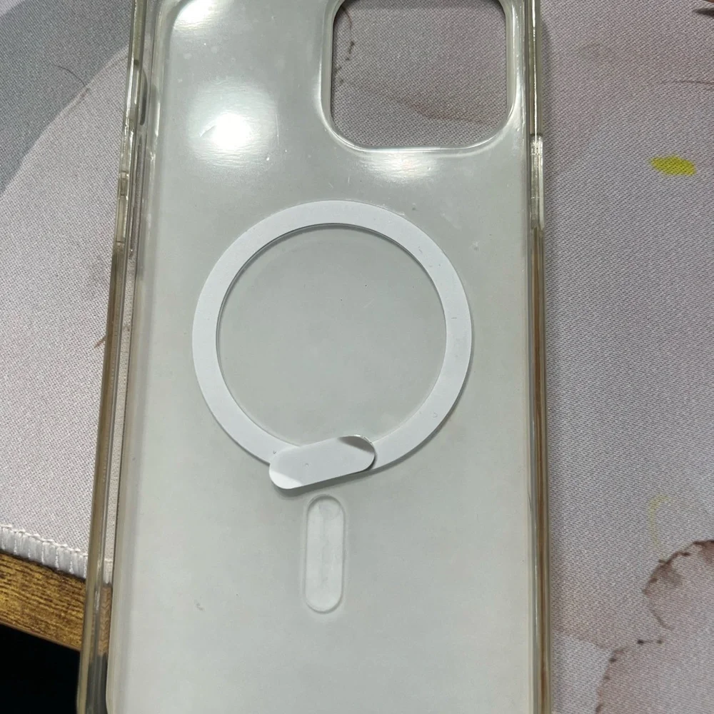 Poppy iPhone 12/13 pro max mag safe case